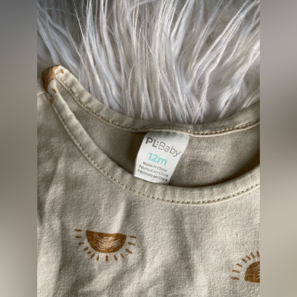 ☀️ Boho Neutral Sun Ruffle Plenum Top - Picture 3 of 4